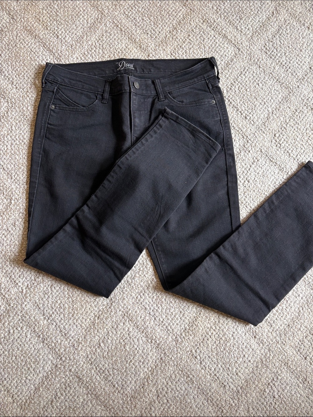 Diva Solid Black Skinny Jeans